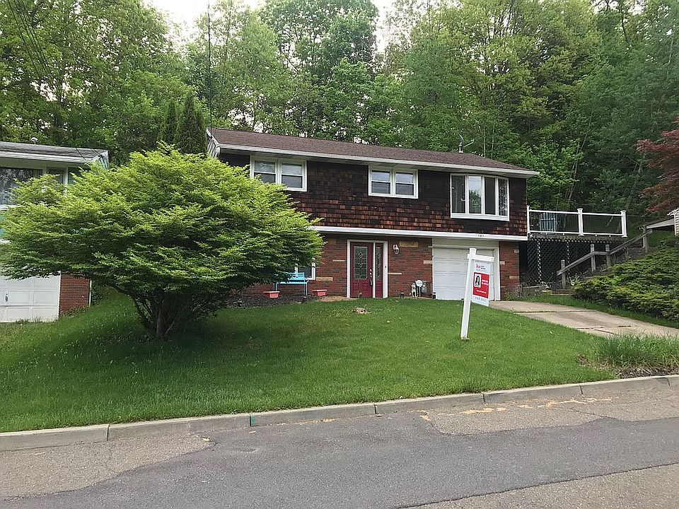 1st image of 161 Mary St #1