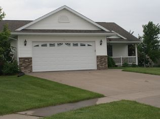 816 Wild Rose Rd, Wilton, IA 52778