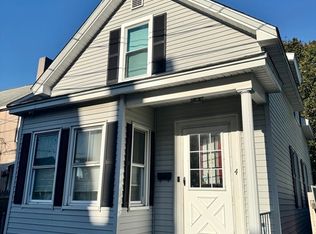 4 Walnut St, Taunton, MA 02780