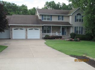 2684 Becky Thatcher Rd, Muscatine, IA 52761