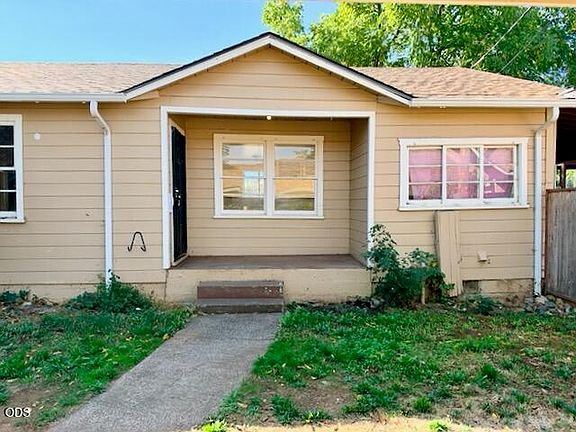 4th image of 2922 Walnut Ave