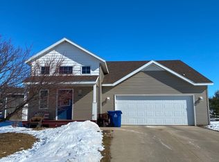 4367 Red Hawk Dr SE, Rochester, MN 55904