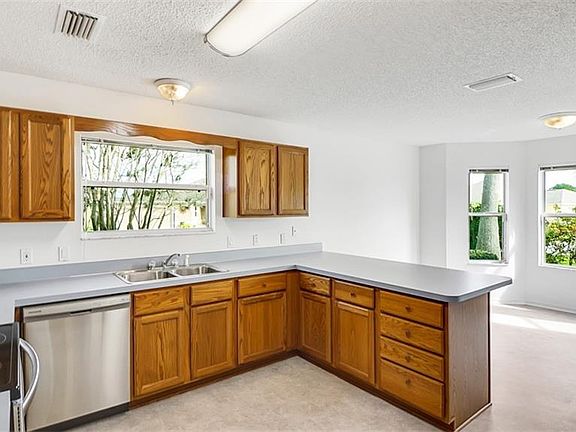 2nd image of 1846 Madero Dr