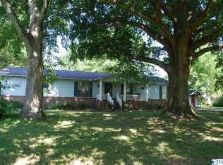 22885 Harold St, Athens, AL 35613