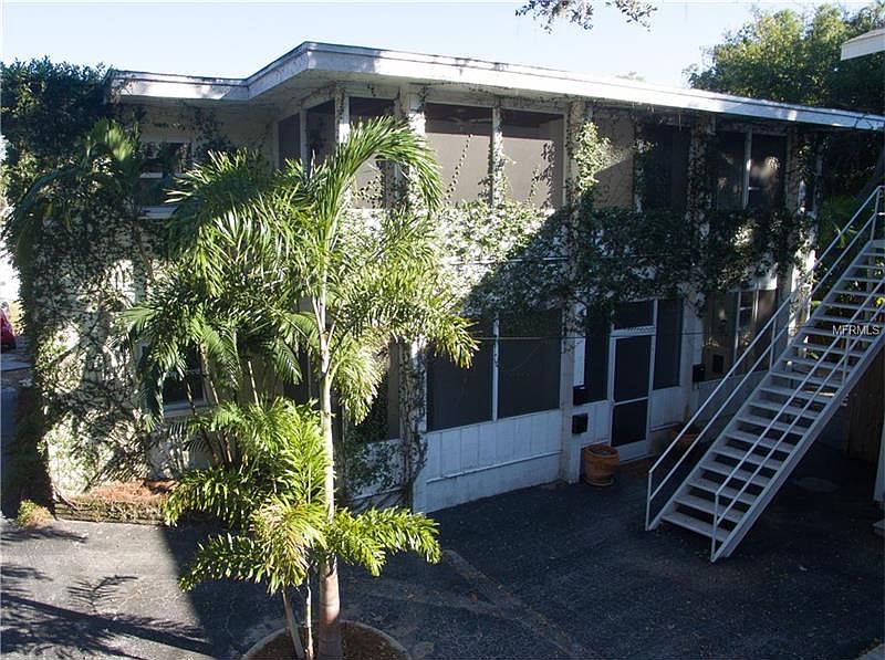 1st image of 609 Oak Ave APT 6