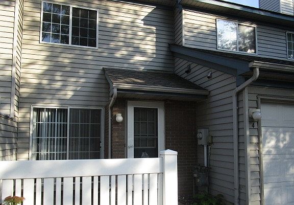 2nd image of 10025 Russell Ave N APT 4