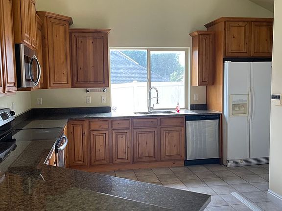 4th image of 3261 N 1090th St W