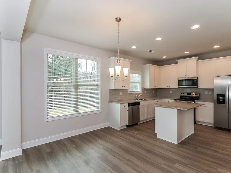 Quinn Residences at Vista Lakes — Photo 25