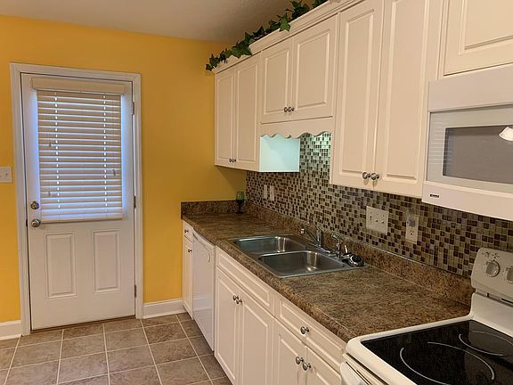 4th image of 593 Beretta Dr