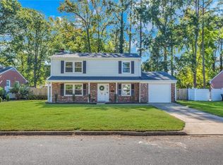 18 Alexander Dr, Hampton, VA 23664