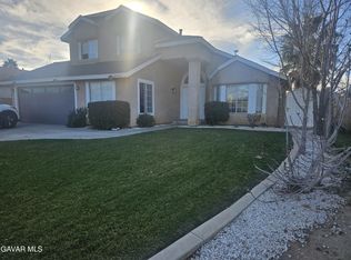 37323 Daybreak St, Palmdale, CA 93550