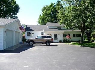 6522 Boston State Rd, Hamburg, NY 14075