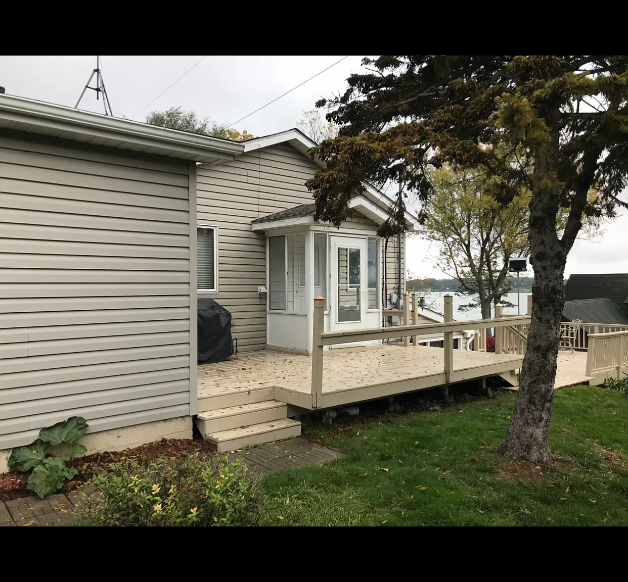 2 bed, 1300 sqft, $1,800 — Photo 3