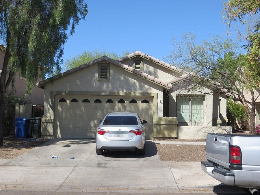 1st image of 3414 S 82nd Ln