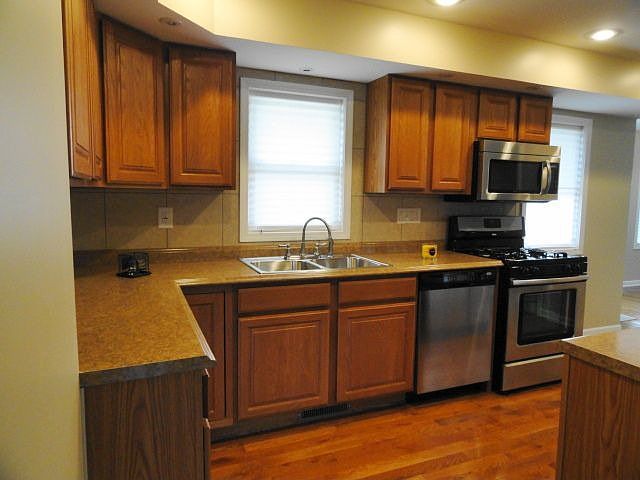 1st image of 10555 Schneider Pl