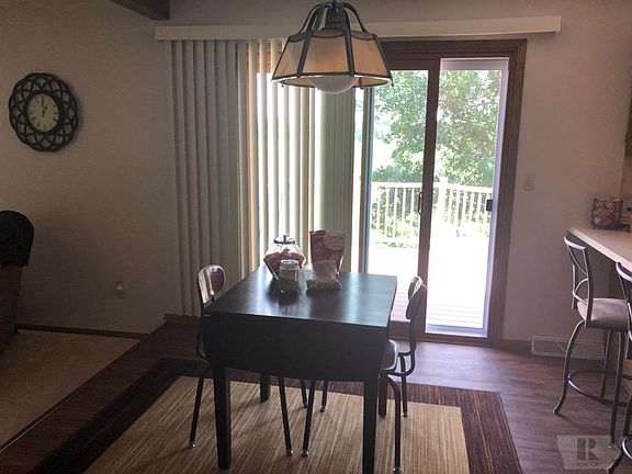 4th image of 722 Parkview Dr