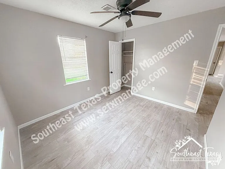 620 Smelker St — Photo 10