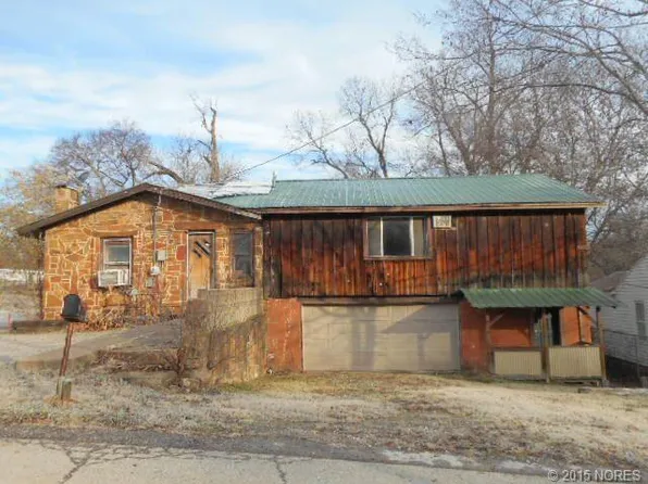 6915 W 1st St, Tulsa, OK 74127