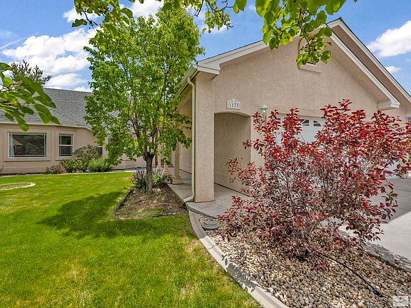2nd image of 1133 Country Club Dr