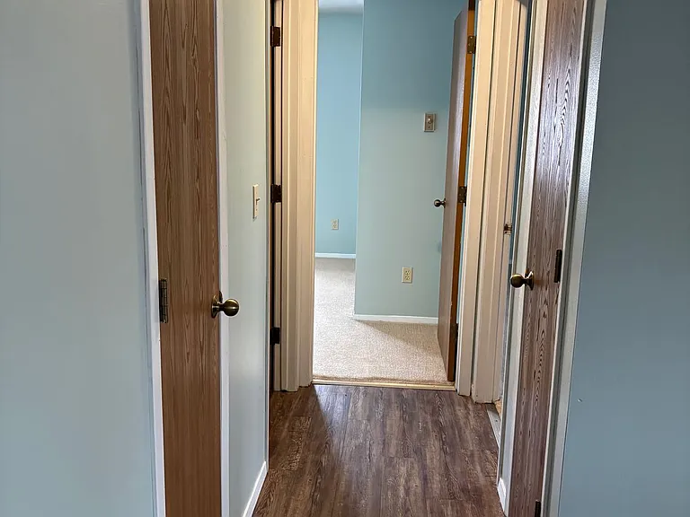 700 Park Ave — Photo 9