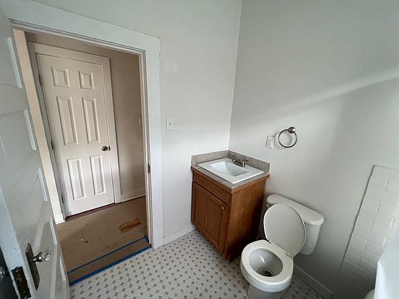 4th image of 2503 Lipscomb St #S