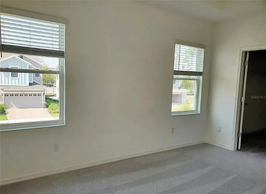 3 bed, 2.5 bath, 1703 sqft, $2,100 — Photo 4