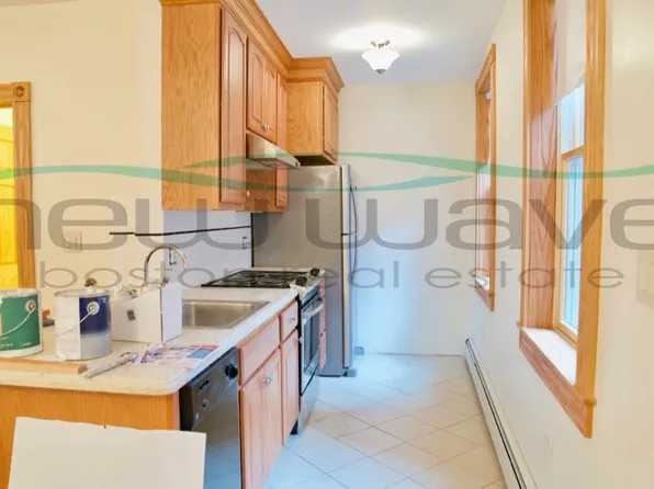 29 Phillips St, Boston, MA