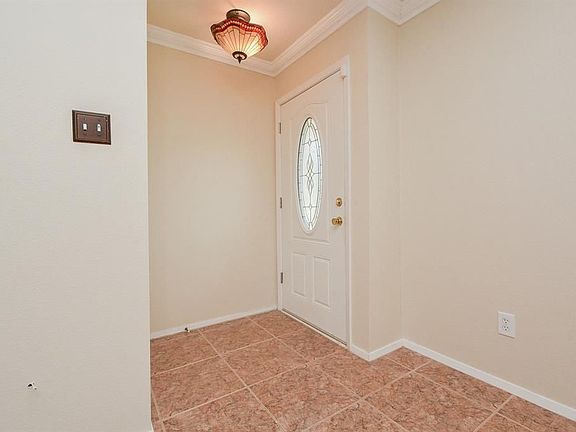 4th image of 20934 Patriot Park Ln