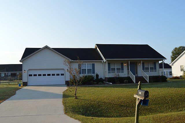 1st image of 303 Marlin Ln