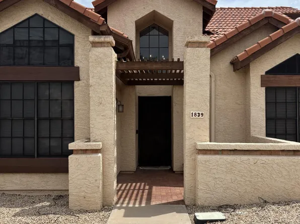 1839 E SECRETARIAT Drive, Tempe, AZ 85284
