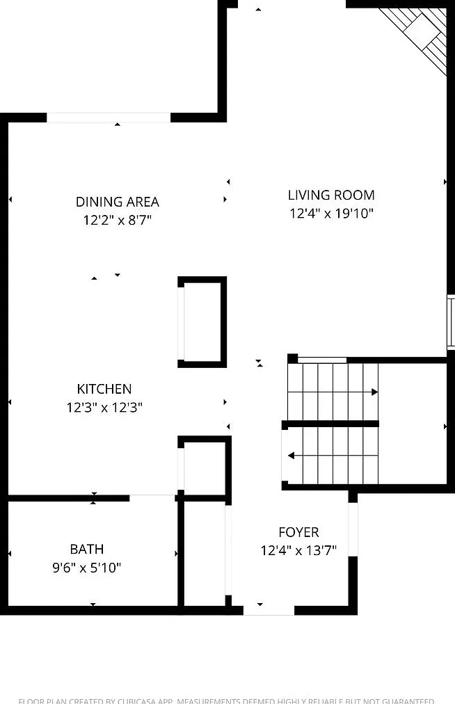 2+ bedroom Pewaukee townhome — Photo 3