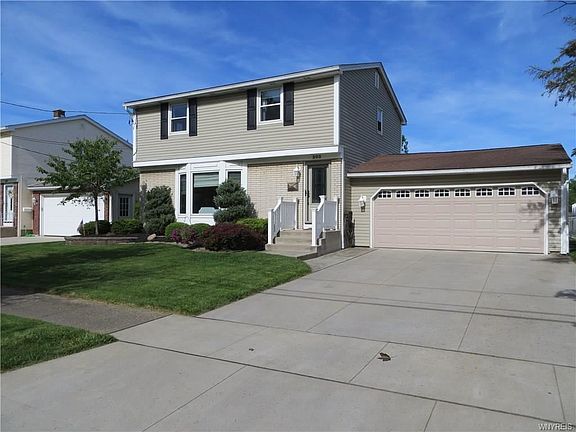 2nd image of 203 Brentwood Dr