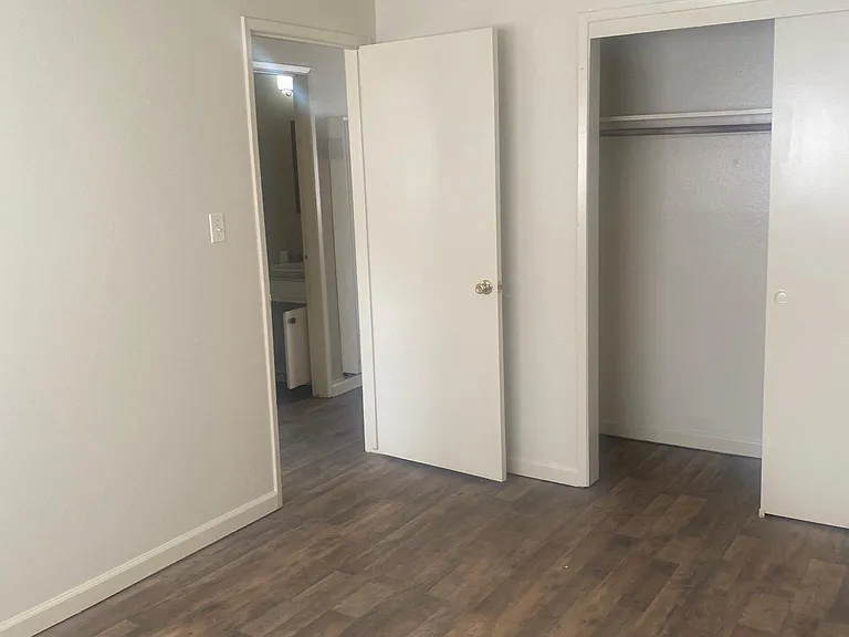 1230 Pioneer Ave #210 — Photo 5