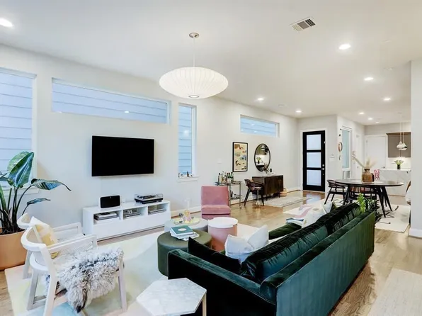 1321 W Clay St, Houston, TX 77019