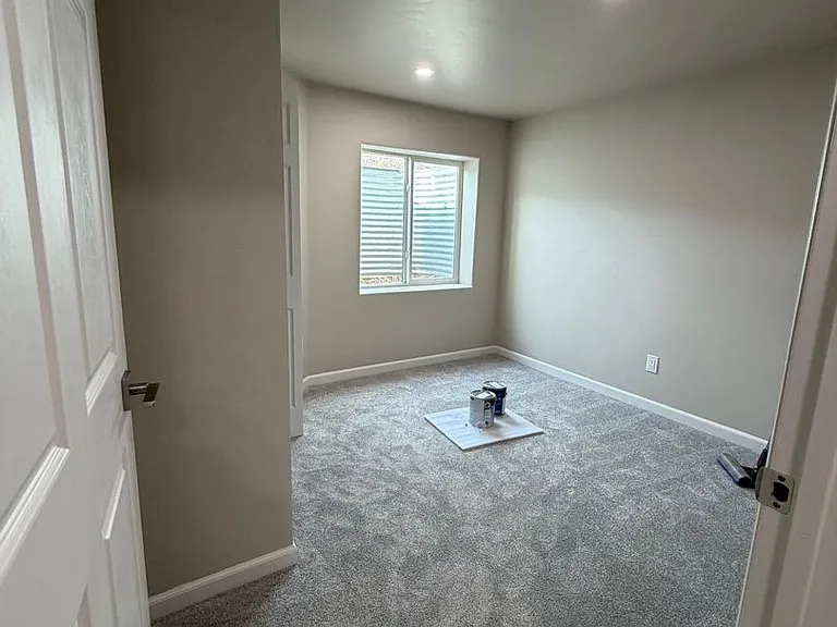3950 1/2 Sky Ranch Dr — Photo 4