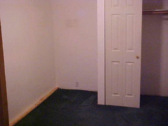 4th image of 23 N Jefferson Ave