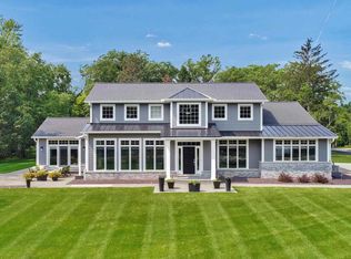 5639 N Prospect Rd, Peoria, IL 61614