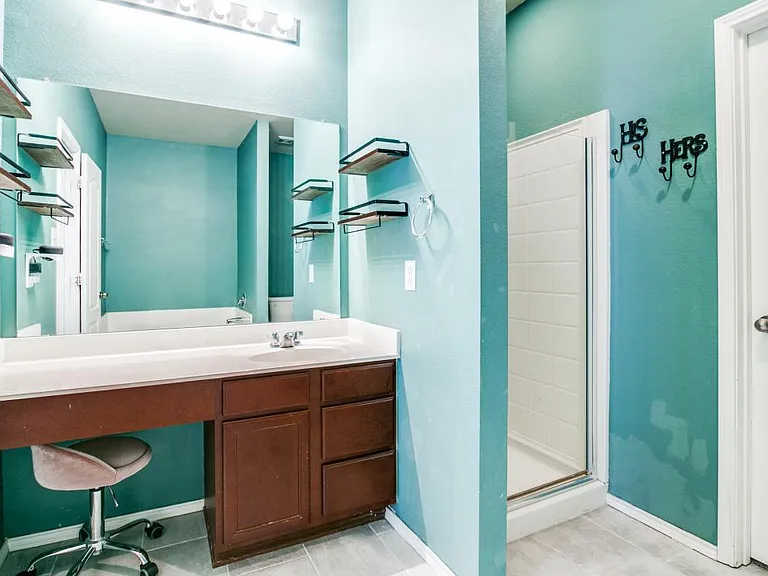8633 Star Thistle Dr — Photo 17