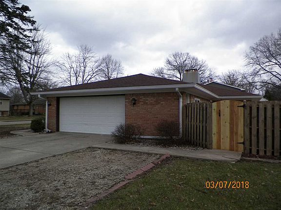 3rd image of 2809 W Twickingham Dr