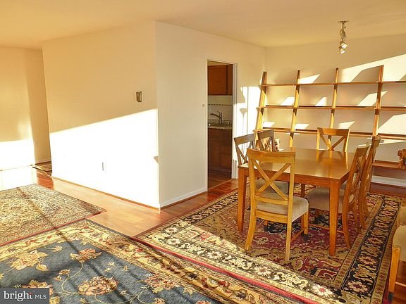 3rd image of 5565 Columbia Pike APT 411