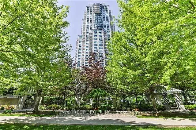 2 bed, $2,500 — Photo 2