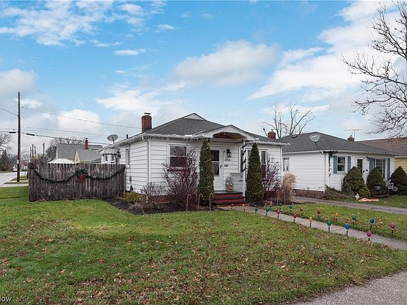 2nd image of 5914 Orchard Ave