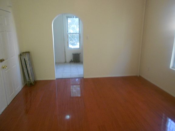 2nd image of 8800 170th St
