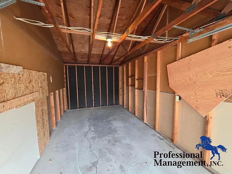 809 N 16th St #6 — Photo 8