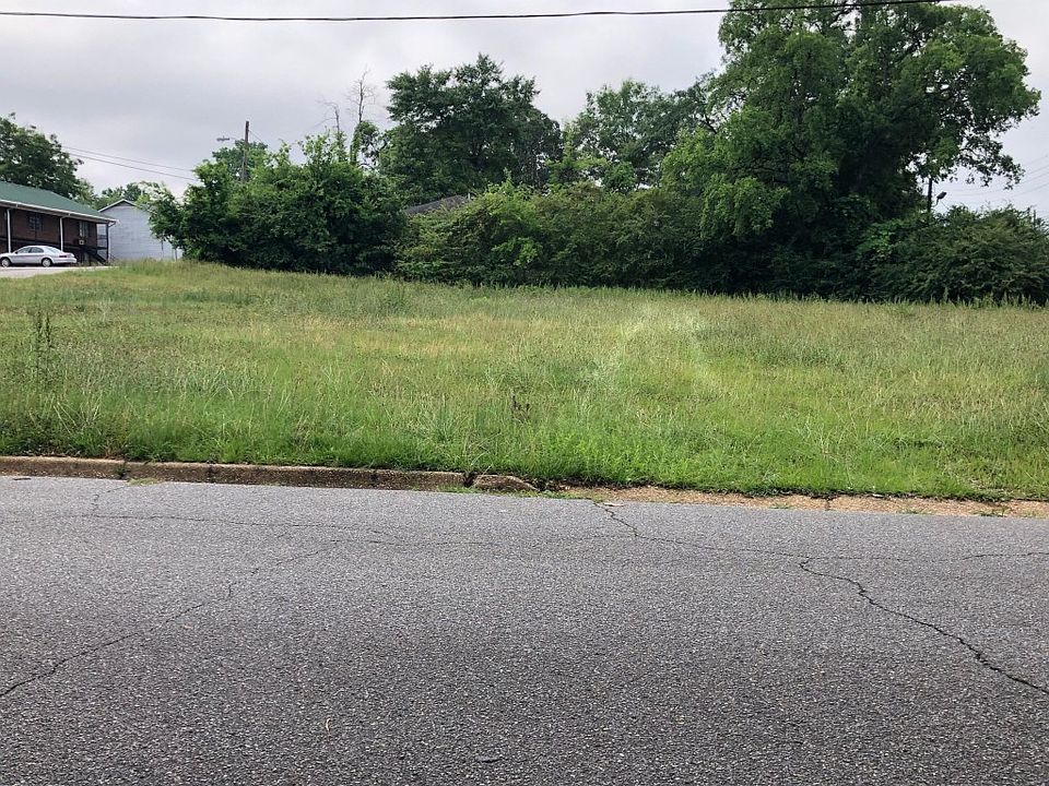 1st image of 1801 28th St