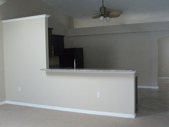 4th image of 6014 Hickory Grove Ln