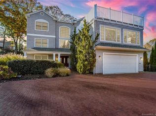 40 Thimble Farms Rd, Branford, CT 06405