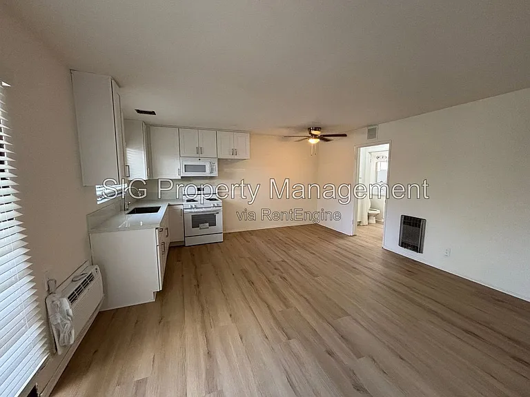 6930 Fulton Ave — Photo 7