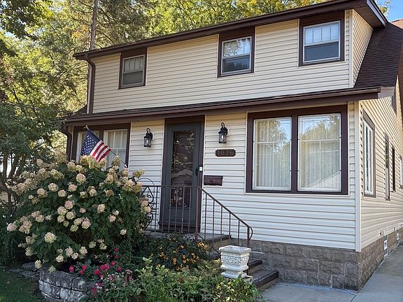 2nd image of 1026 Spafford St