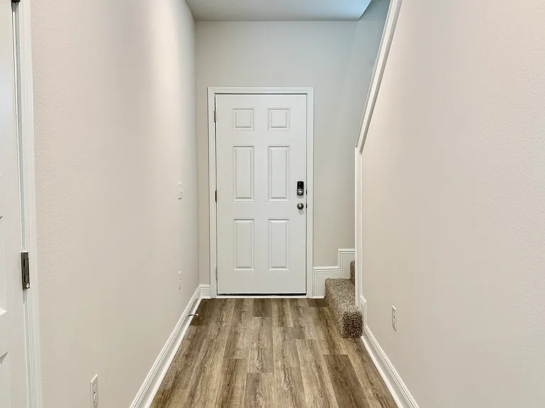 4067 Pendragon Cir — Photo 29